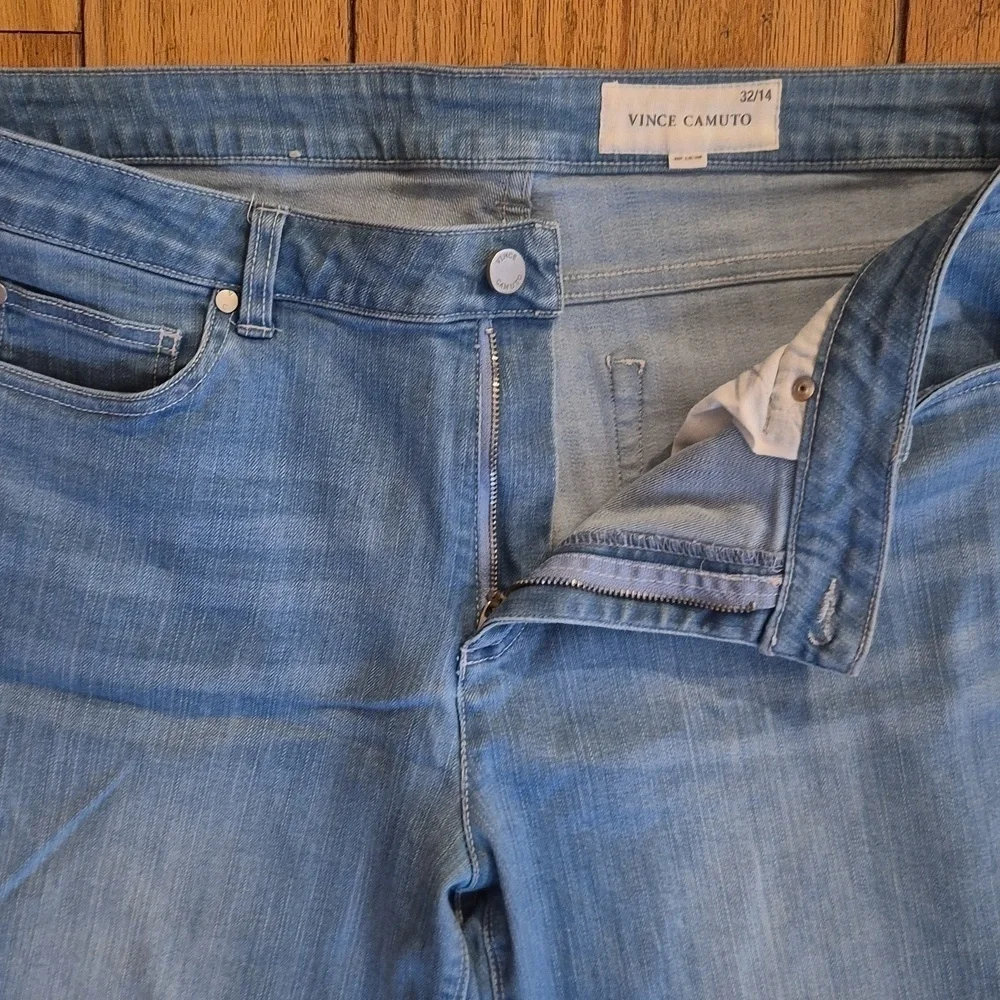 Vince Camuto light wash skinny leg frayed edge stretch denim jeans Sz 14